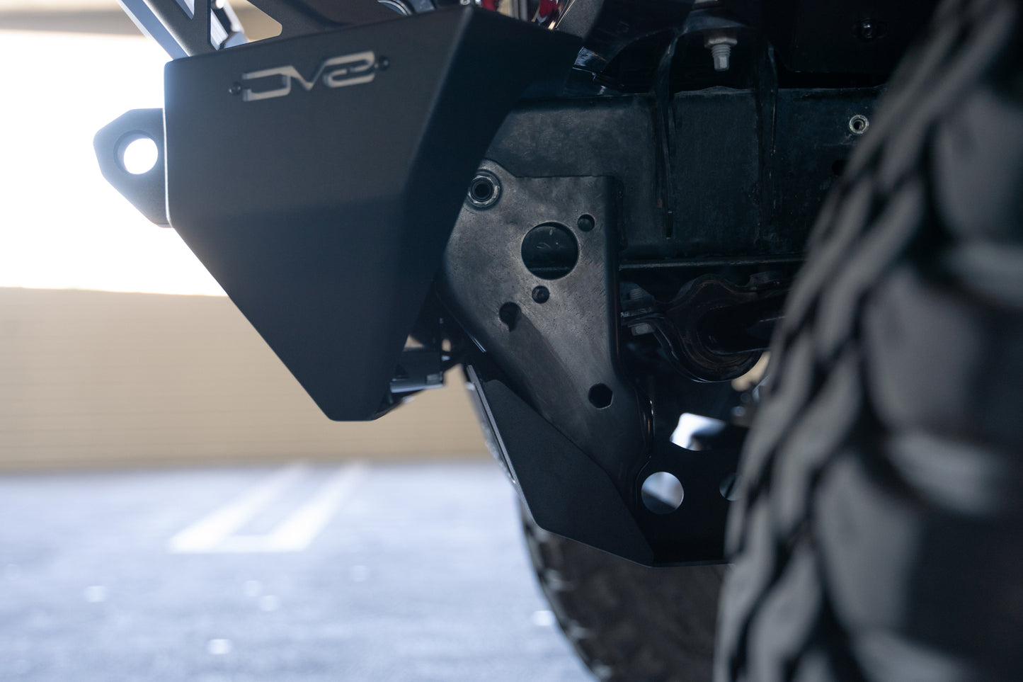 JL/JT Front Bumper Sway-Bar Disconnect Motor Skid Plate by DV8 Offroad