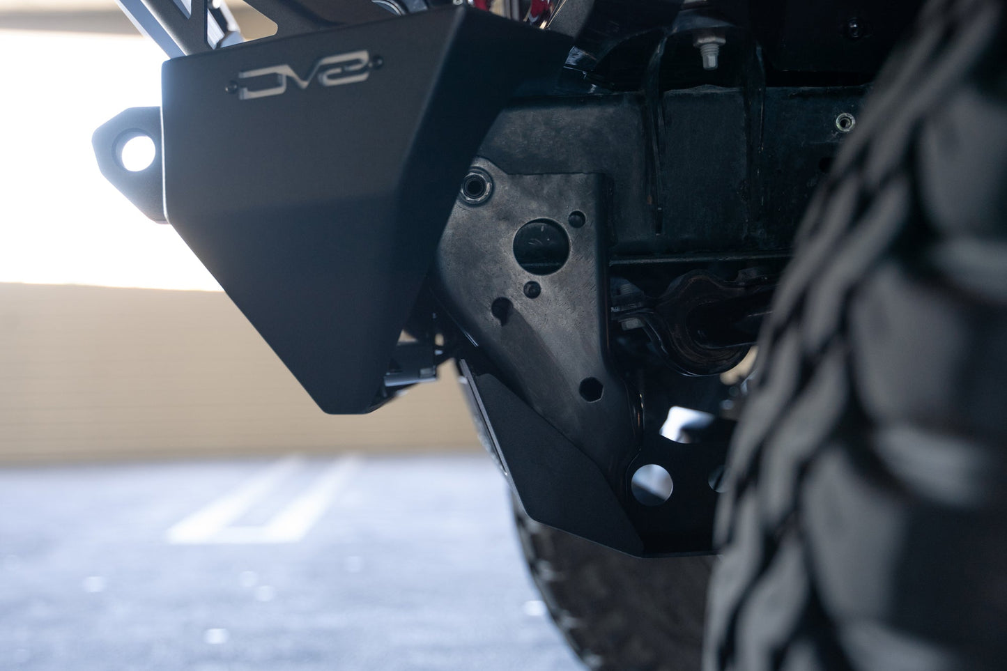 JL/JT Front Bumper Sway-Bar Disconnect Motor Skid Plate by DV8 Offroad