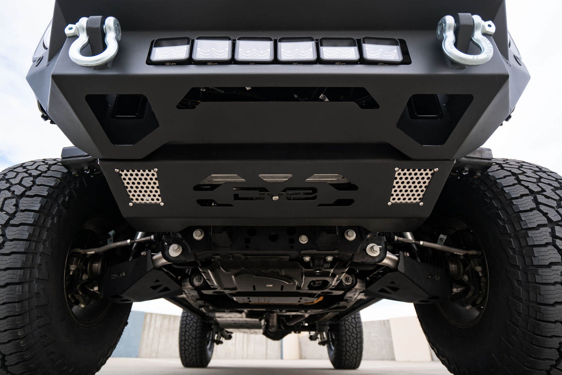 2021-22 Ford Bronco; Steel Front Skid Plate by DV8 Offroad