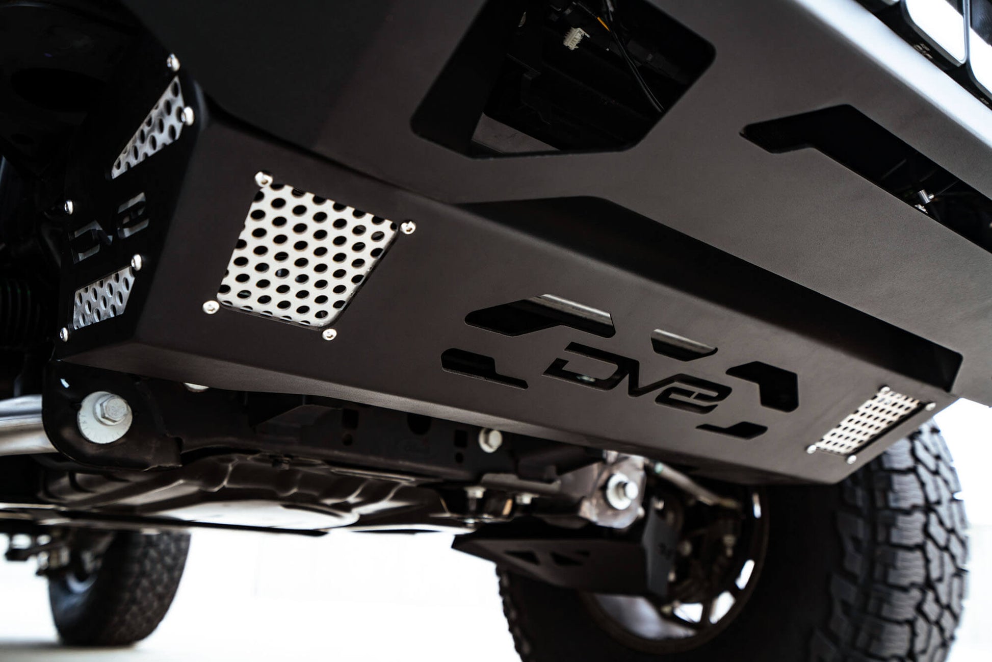 2021-22 Ford Bronco; Steel Front Skid Plate by DV8 Offroad
