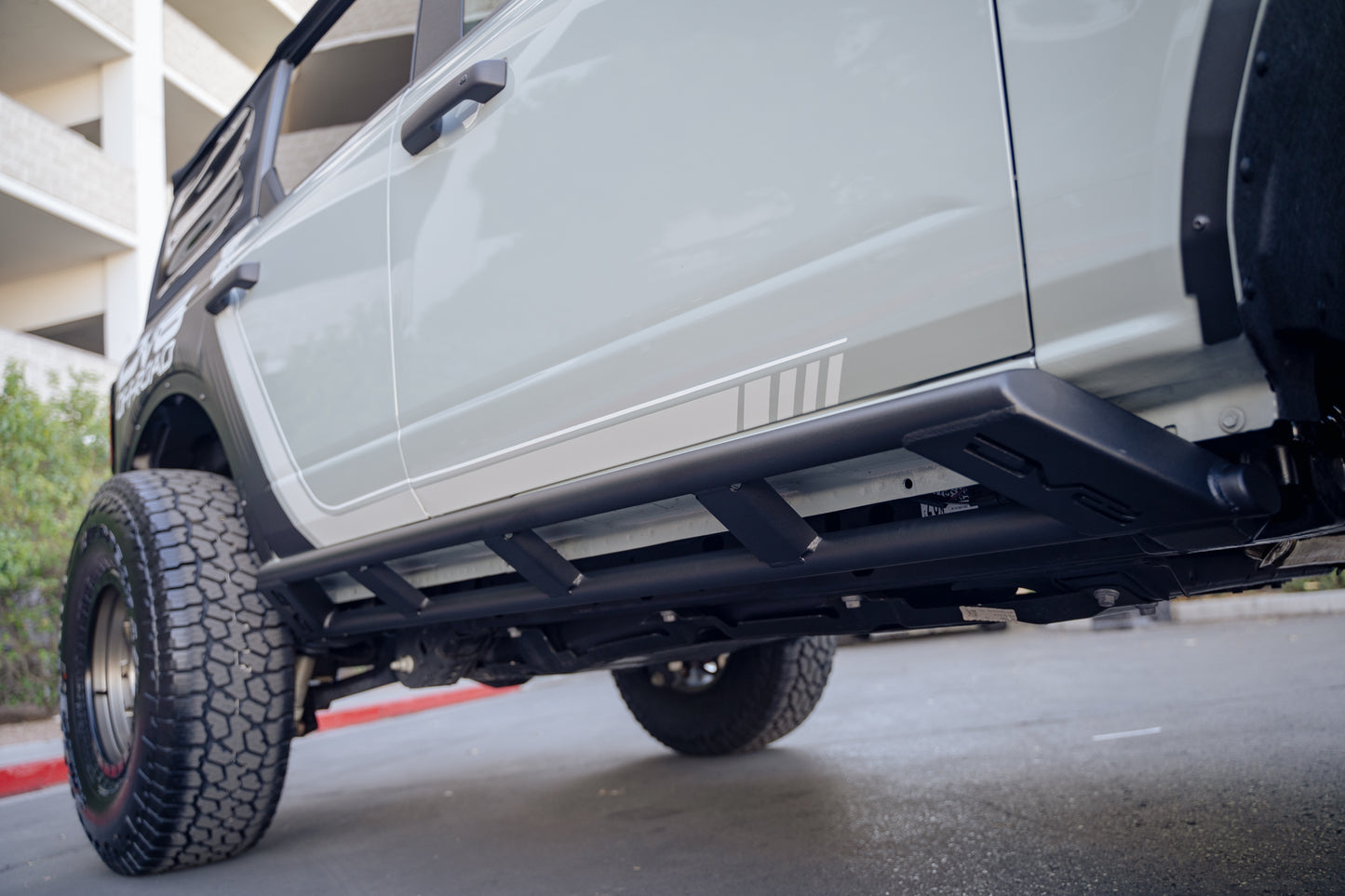 2021-22 Ford Bronco; FS-15 Series Rock Sliders? by DV8 Offroad