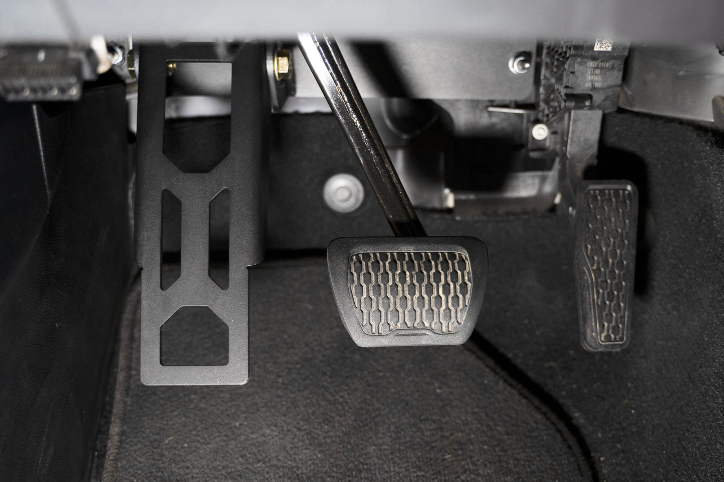 2018-22 Jeep JL/JT Adjustable Dead Pedal? by DV8 Offroad