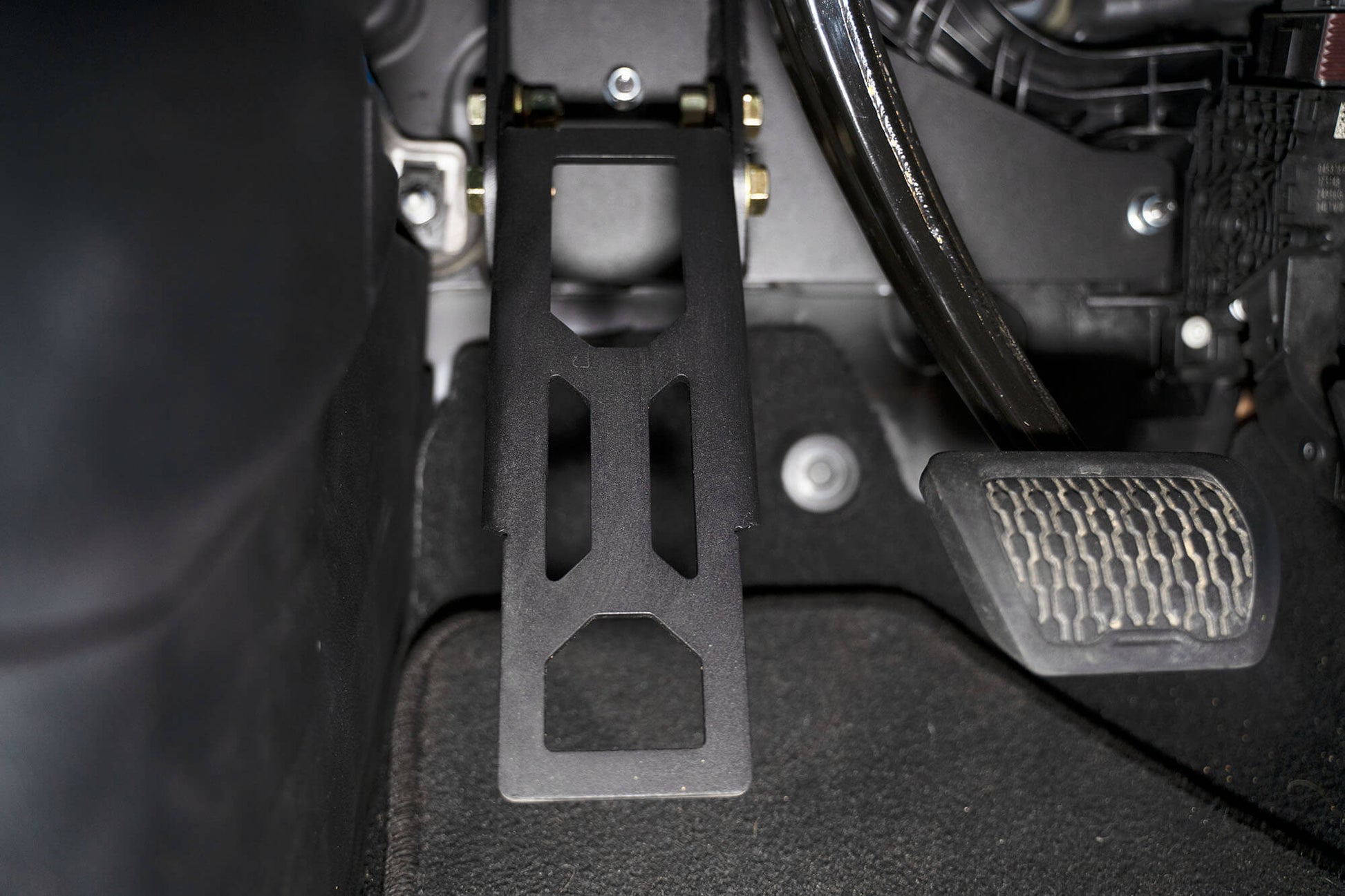 2018-22 Jeep JL/JT Adjustable Dead Pedal? by DV8 Offroad