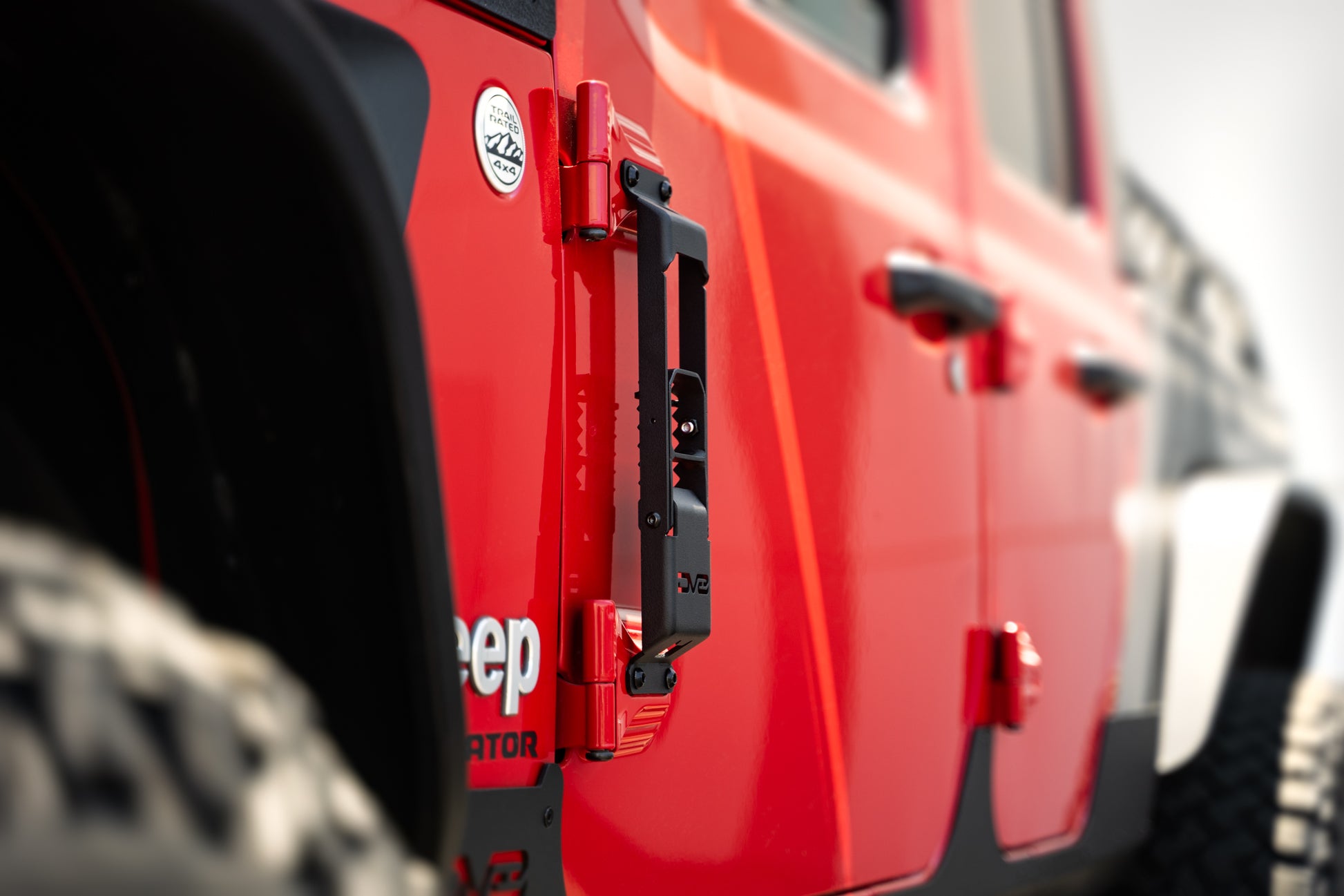 Jeep Wrangler JK/JL & Gladiator JT Hinge Mounted Steps by DV8 Offroad