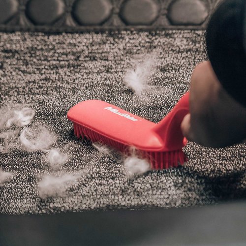 Pet Hair and Lint Remover Silicone Brush by MaxshineUSA