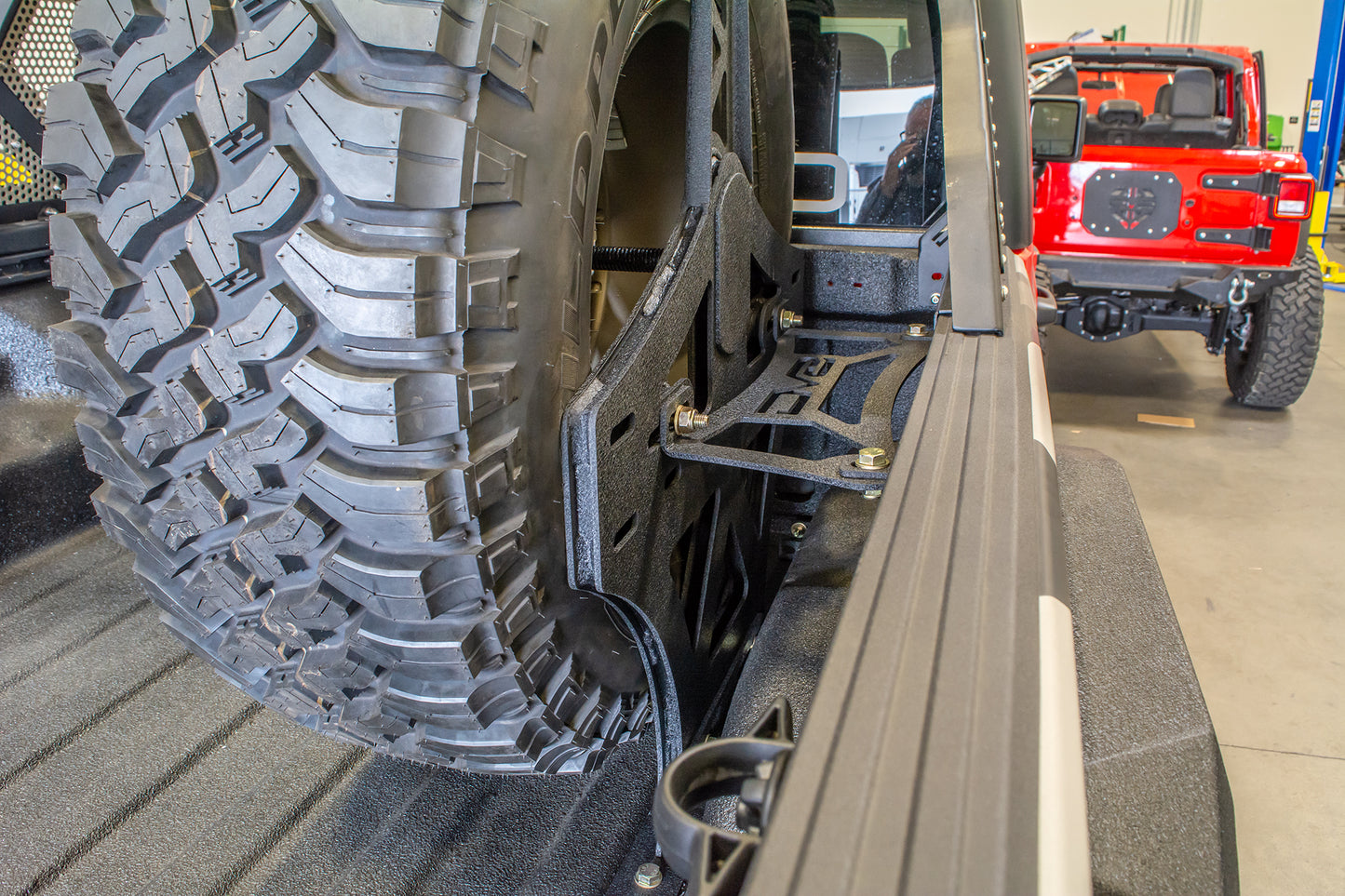 20+ Jeep JT Stand Up Spare Tire Mount by DV8 Offroad