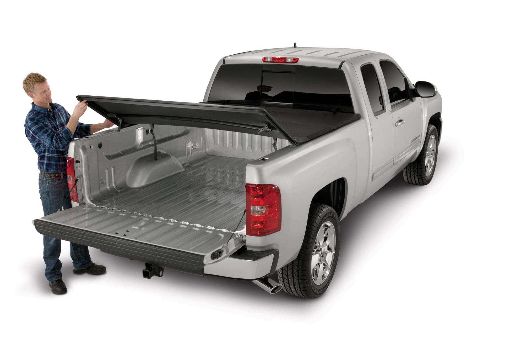 Soft Tri-Fold Non-Lock Black Vinyl W/Alum Rails Clamp Req W/Cargo Manage System by TrailFX