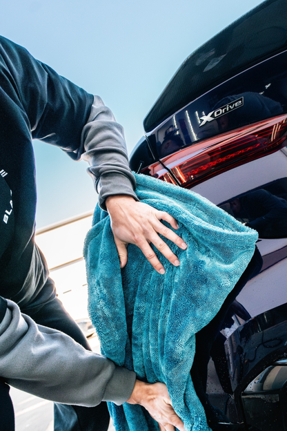 BLACKLINE® TWISTED-LOOP DRYING TOWEL by Blackline Car Care