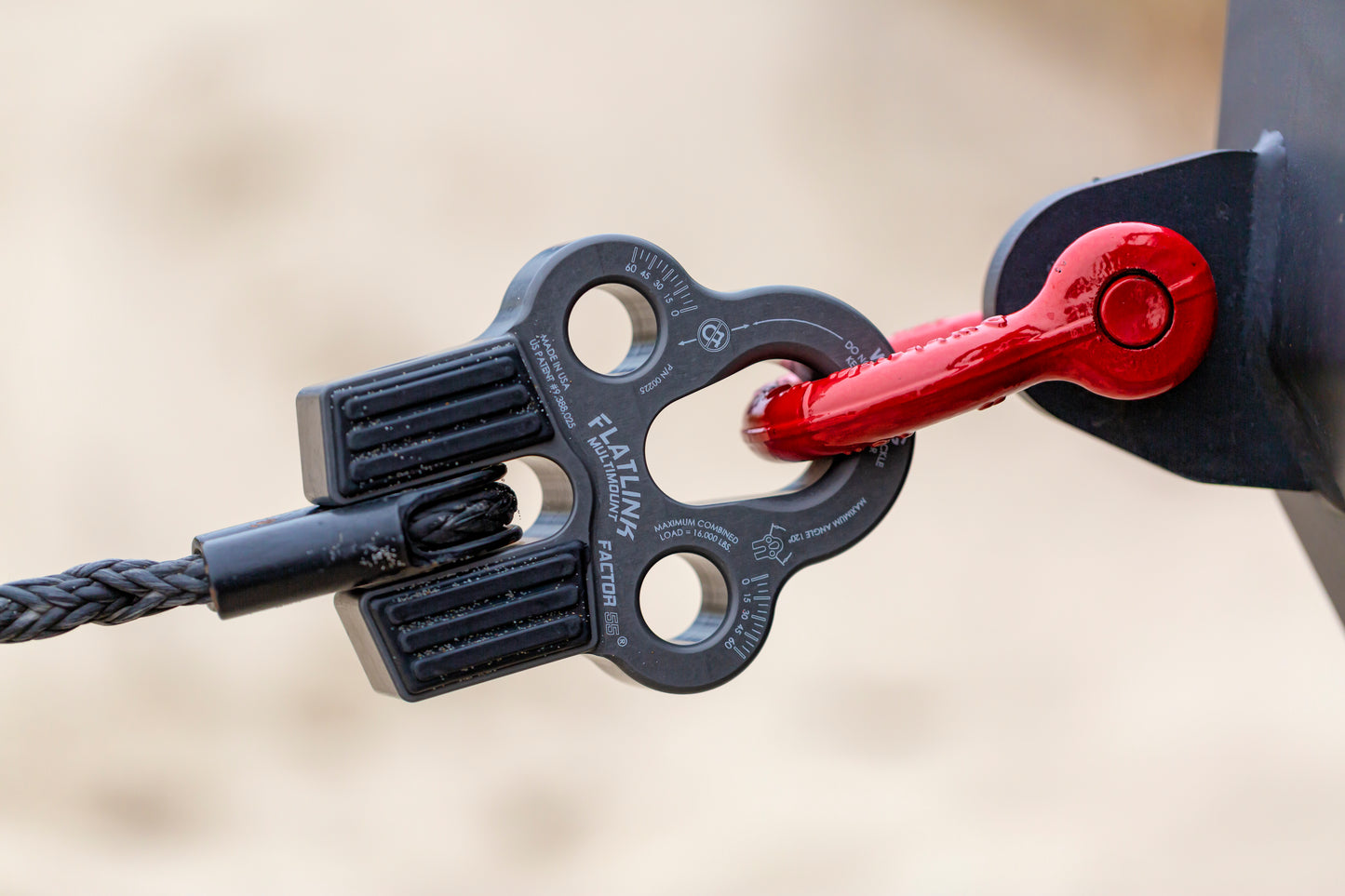 FLATLINK MULTIMOUNT WINCH SHACKLE MOUNT -- RED by Factor 55