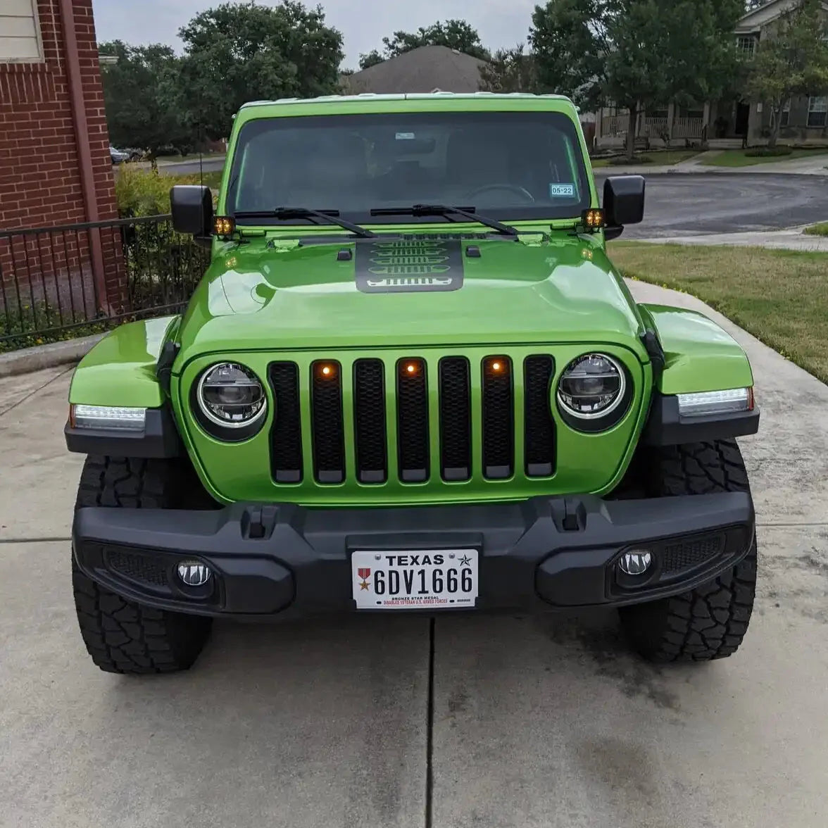 ORACLE Lighting Pre-Runner Style LED Grill Light Kit for Jeep Gladiator JT by ORACLE Lighting