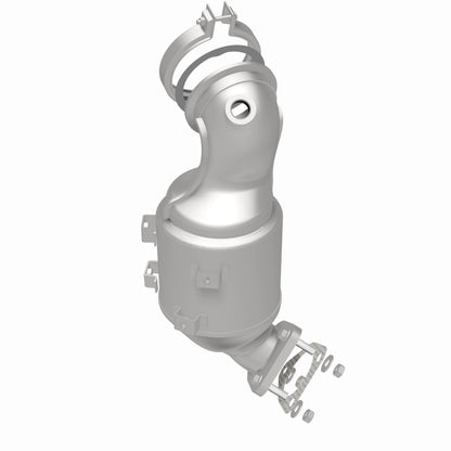 Magnaflow OEM Grade Direct-Fit Catalytic Converter by MagnaFlow Exhaust Products