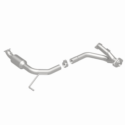 Magnaflow OEM Grade Direct-Fit Catalytic Converter by MagnaFlow Exhaust Products