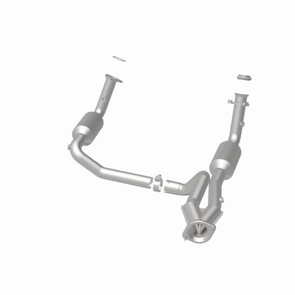 Magnaflow OEM Grade Direct-Fit Catalytic Converter by MagnaFlow Exhaust Products