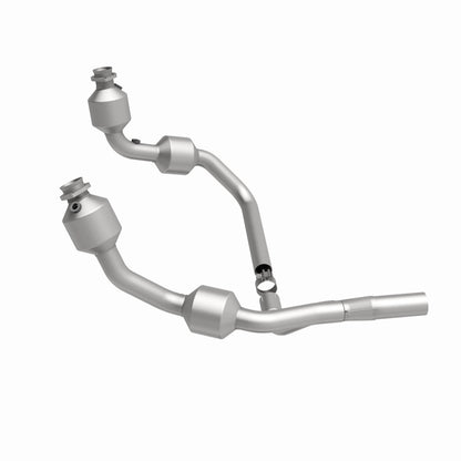 Magnaflow OEM Grade Direct-Fit Catalytic Converter by MagnaFlow Exhaust Products