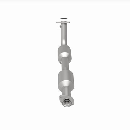 Magnaflow OEM Grade Direct-Fit Catalytic Converter by MagnaFlow Exhaust Products