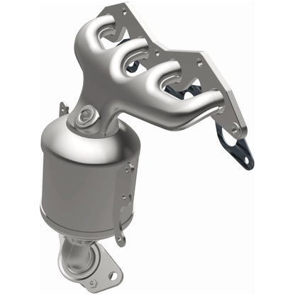 Catalytic Converter with Integrated Exhaust Manifold by MagnaFlow Exhaust Products