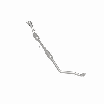 Magnaflow OEM Grade Direct-Fit Catalytic Converter by MagnaFlow Exhaust Products