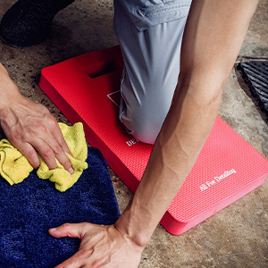 Car Detailing Kneeling Pad by MaxshineUSA
