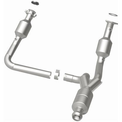 Magnaflow OEM Grade Direct-Fit Catalytic Converter by MagnaFlow Exhaust Products