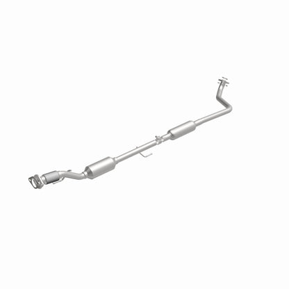 Magnaflow OEM Grade Direct-Fit Catalytic Converter by MagnaFlow Exhaust Products