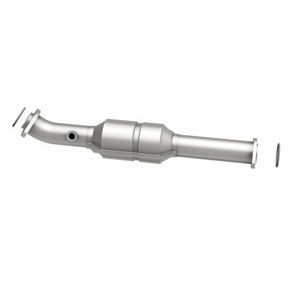 Magnaflow OEM Grade Direct-Fit Catalytic Converter by MagnaFlow Exhaust Products