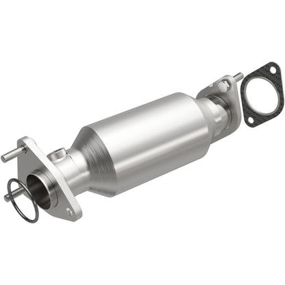 Magnaflow OEM Grade Direct-Fit Catalytic Converter by MagnaFlow Exhaust Products