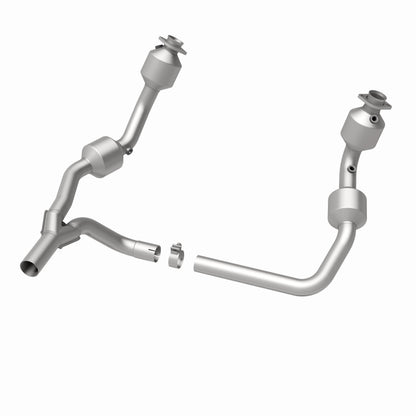 Magnaflow OEM Grade Direct-Fit Catalytic Converter by MagnaFlow Exhaust Products