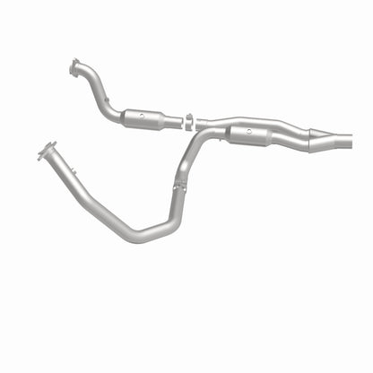 Magnaflow OEM Grade Direct-Fit Catalytic Converter by MagnaFlow Exhaust Products