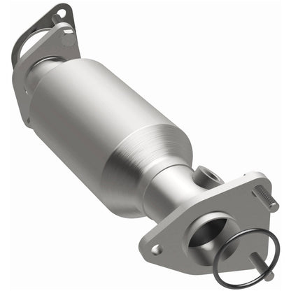 Magnaflow OEM Grade Direct-Fit Catalytic Converter by MagnaFlow Exhaust Products