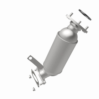Magnaflow OEM Grade Direct-Fit Catalytic Converter by MagnaFlow Exhaust Products