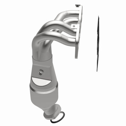 Catalytic Converter with Integrated Exhaust Manifold by MagnaFlow Exhaust Products