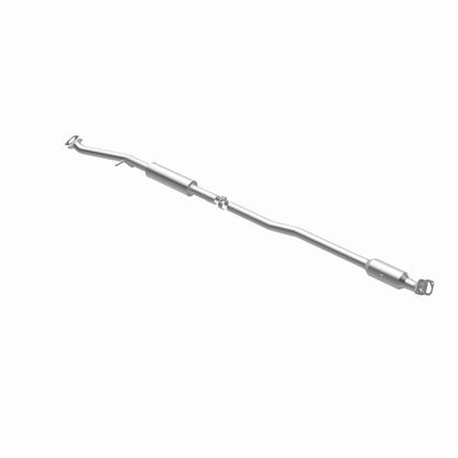 Magnaflow OEM Grade Direct-Fit Catalytic Converter by MagnaFlow Exhaust Products