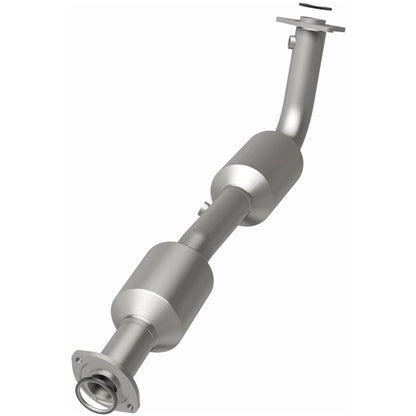 Magnaflow OEM Grade Direct-Fit Catalytic Converter by MagnaFlow Exhaust Products