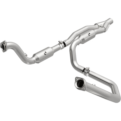 Magnaflow OEM Grade Direct-Fit Catalytic Converter by MagnaFlow Exhaust Products