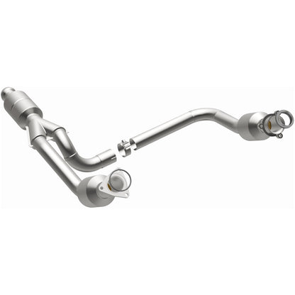 Magnaflow OEM Grade Direct-Fit Catalytic Converter by MagnaFlow Exhaust Products