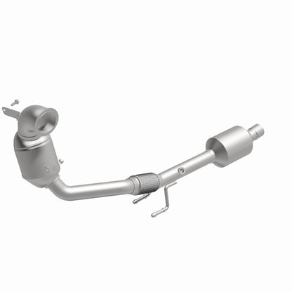 Magnaflow OEM Grade Direct-Fit Catalytic Converter by MagnaFlow Exhaust Products