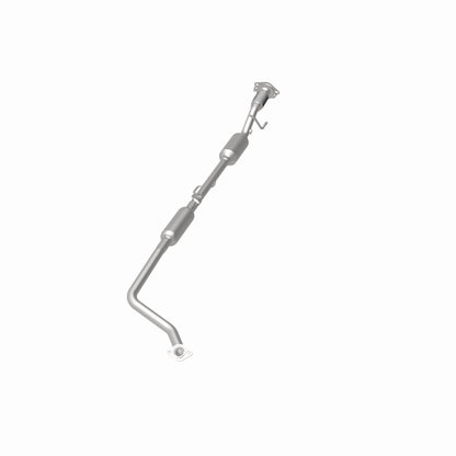Magnaflow OEM Grade Direct-Fit Catalytic Converter by MagnaFlow Exhaust Products