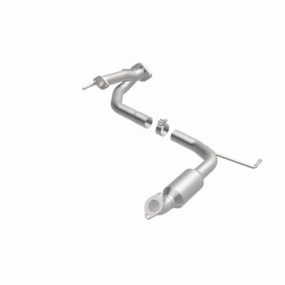 Magnaflow OEM Grade Direct-Fit Catalytic Converter by MagnaFlow Exhaust Products