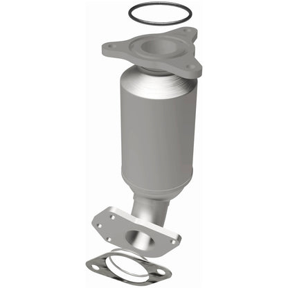 Magnaflow OEM Grade Direct-Fit Catalytic Converter by MagnaFlow Exhaust Products
