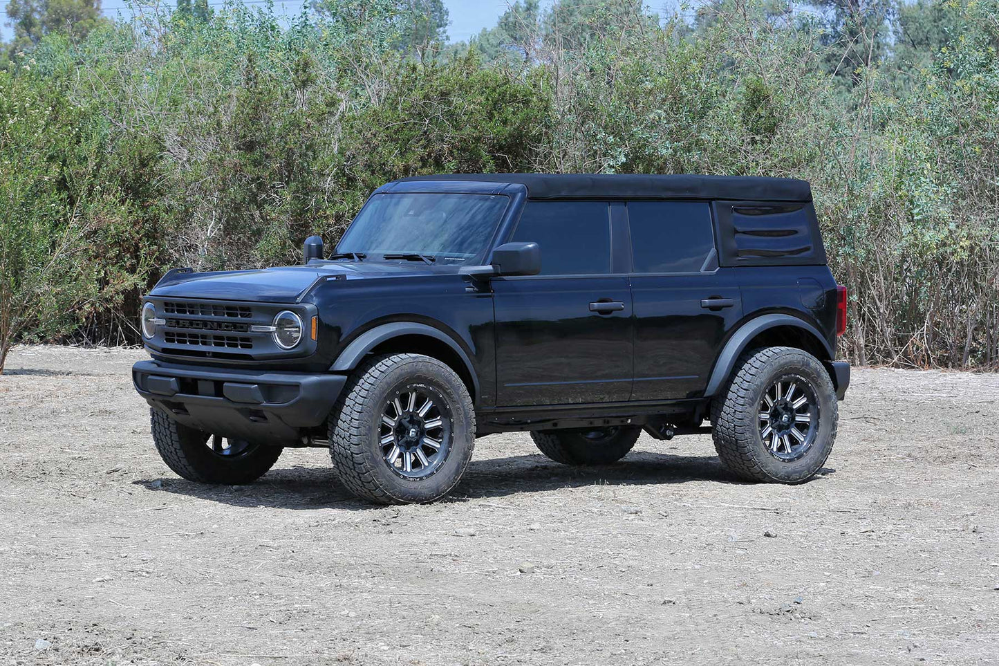 1.5F 2021-22 FORD BRONCO 4WD. by Fabtech