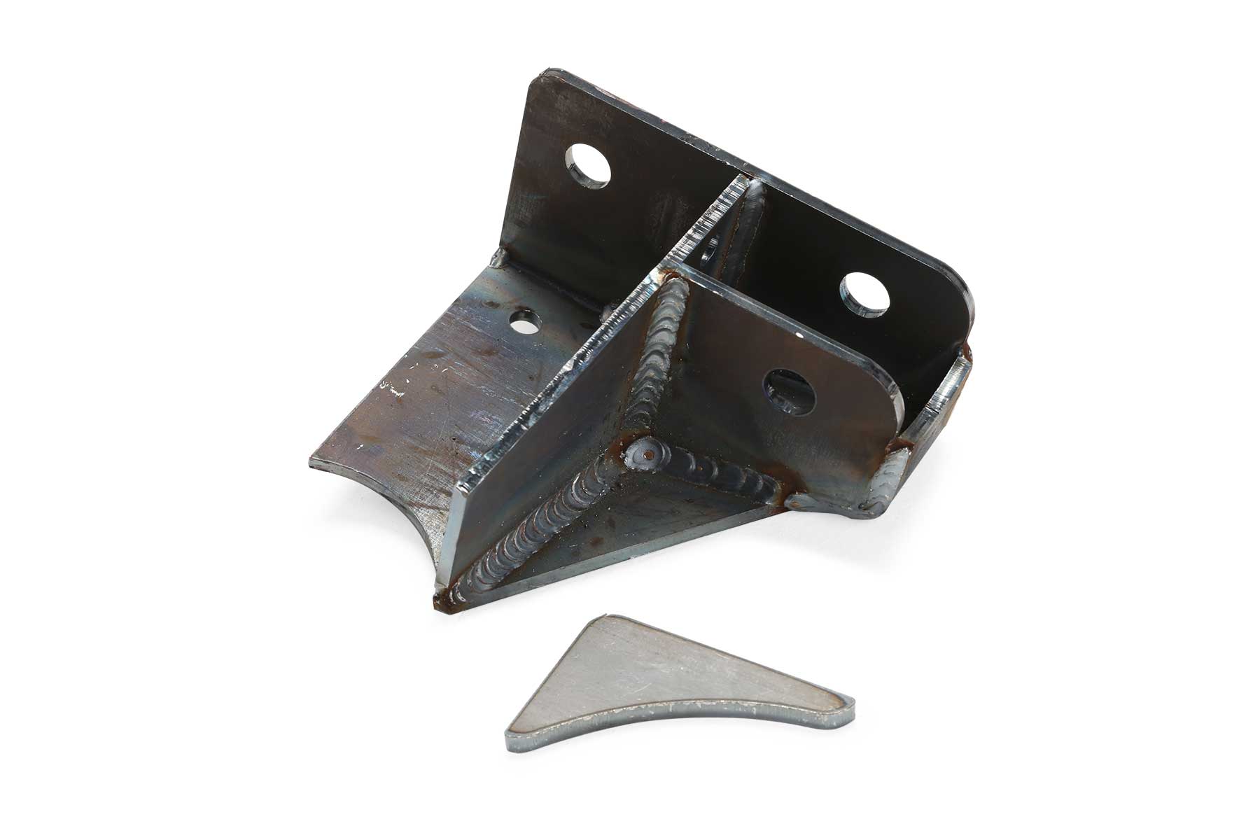 3-5" RR TRACK BAR BRKT-WELD ON. by Fabtech