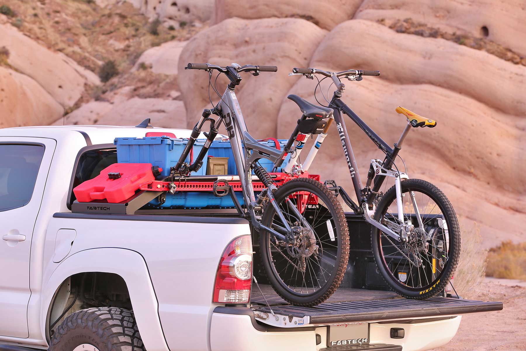 CARGO RACK BIKE MNT KIT. by Fabtech