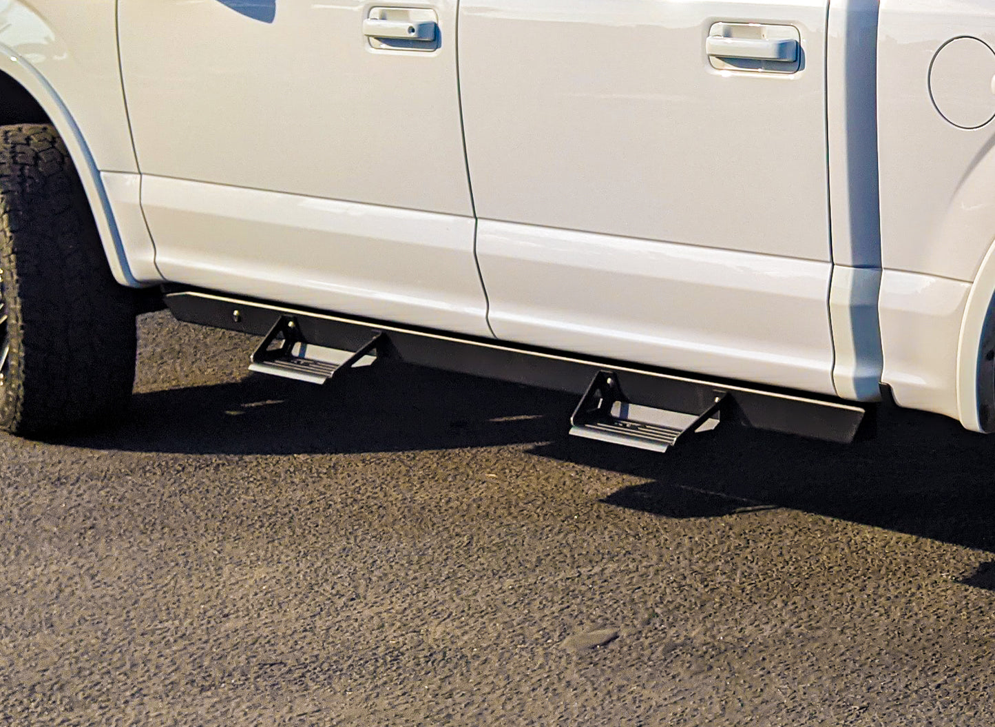 Dual step, reinforced aluminum, black, rust free, bolt on by ICI