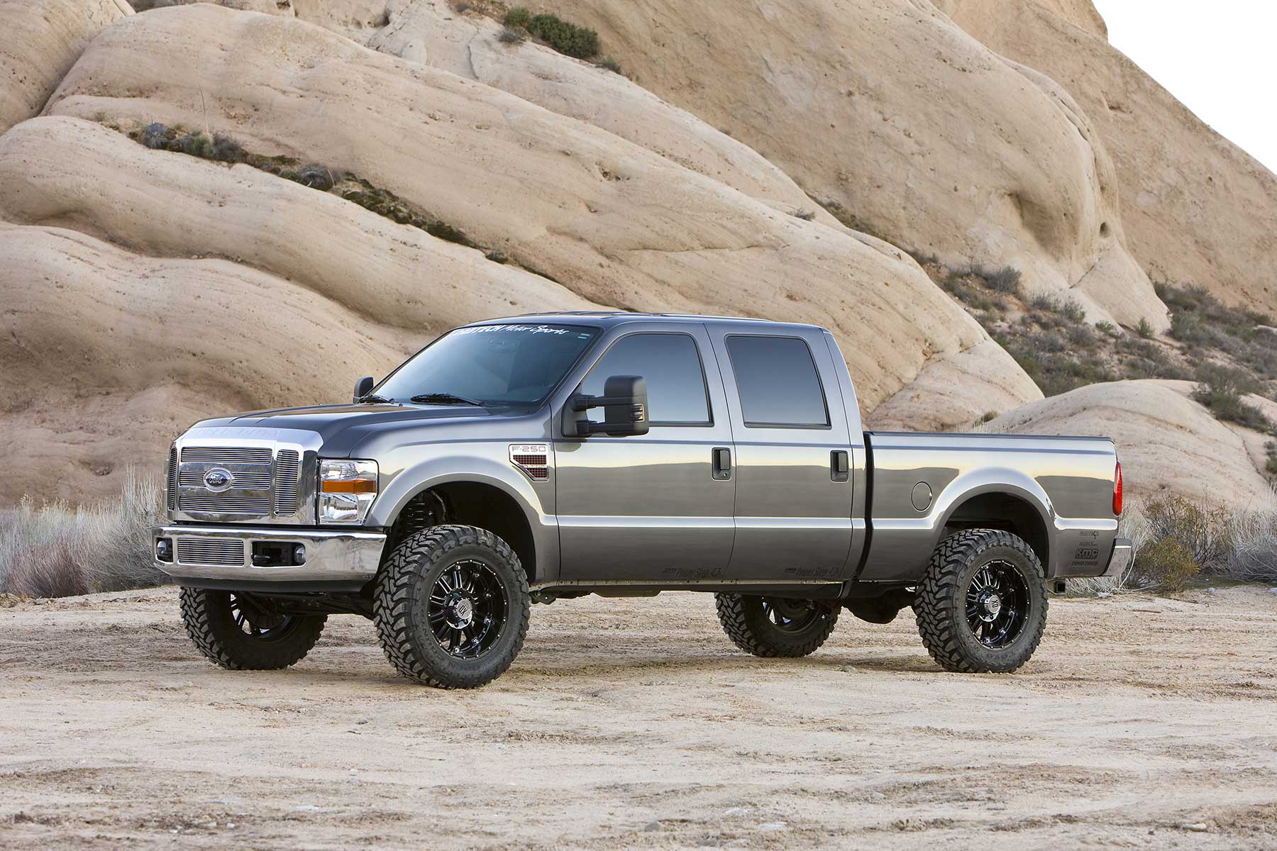 6" BASIC SYS W/STEALTH 08-10 FORD F250 2WD V10 & DIESEL. by Fabtech
