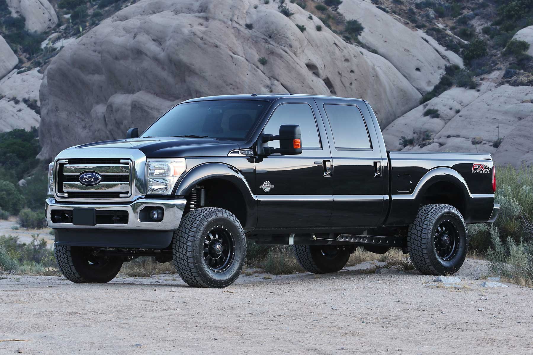 4" 4LINK SYS W/DLSS 4.0 C/O& RR DLSS 2011-16 FORD F350 4WD. by Fabtech