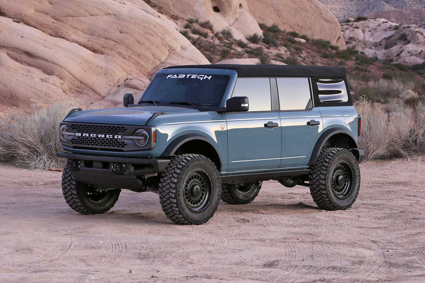 3" UCA KIT W/UNIBALLS & SHOCK SPACERS 2021-22 FORD BRONCO BILSTEIN. by Fabtech