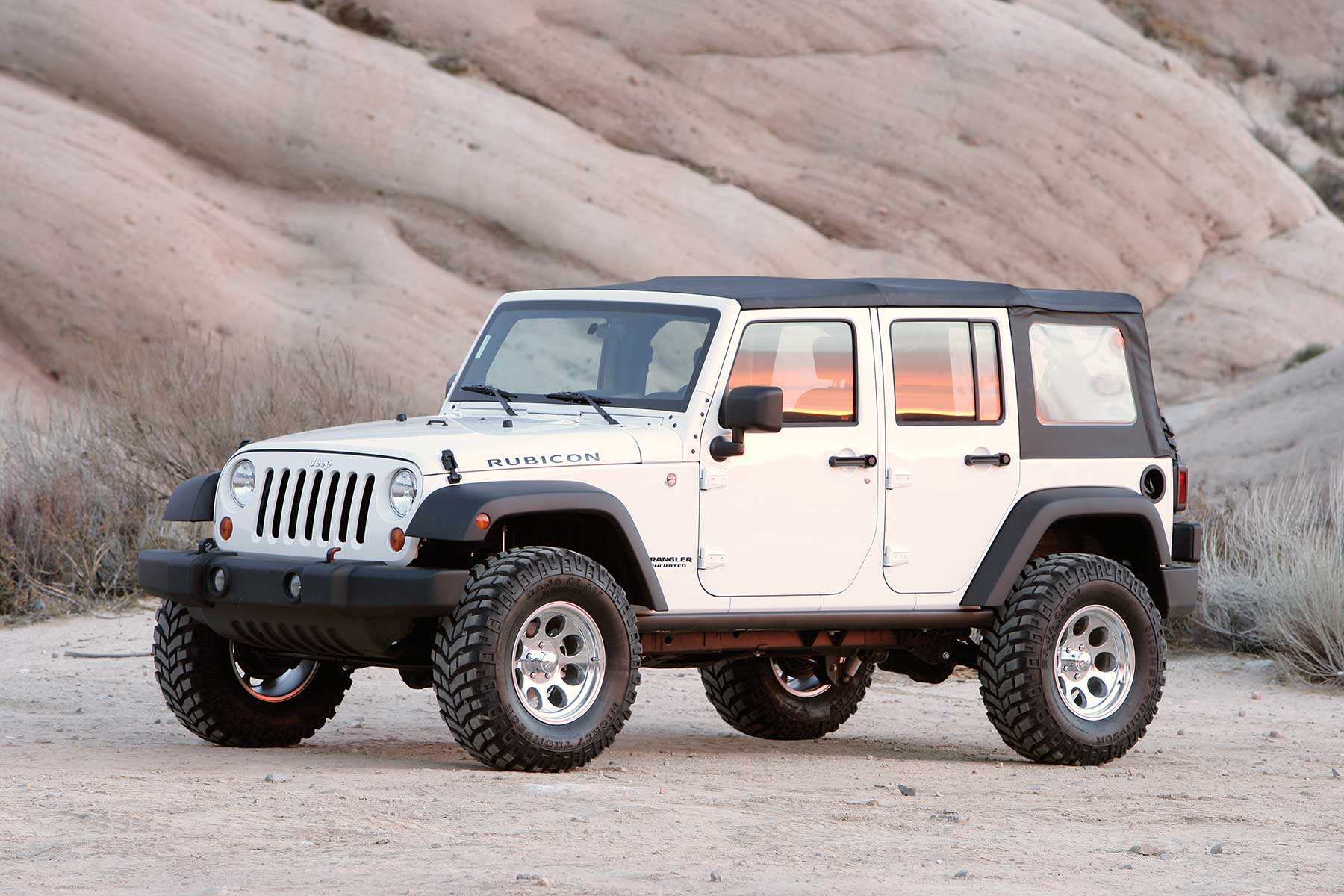 3" BASIC SYS W/PERF SHKS 2007-18 JEEP JK 4WD. by Fabtech