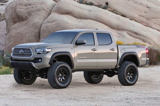 6" PERF SYS W/DLSS 2.5C/O RESI & RR DLSS RESI 2016-21 TOYOTA TACOMA 4/2WD 6 LUG by Fabtech