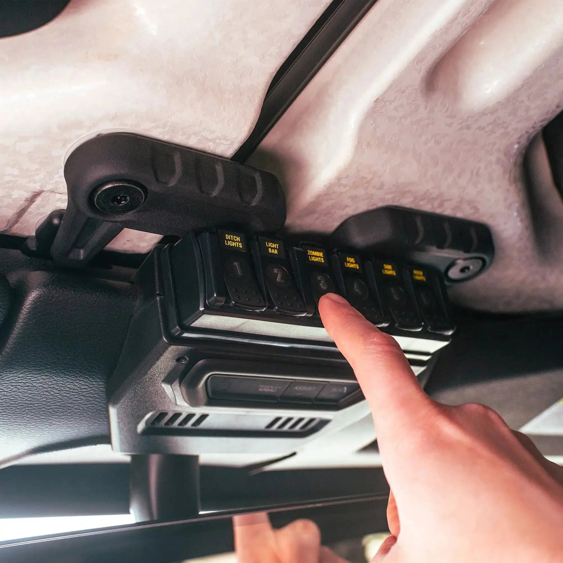 TRIGGER 6 SHOOTER Remote Mount – Fits Jeep JL and JT by ORACLE Lighting